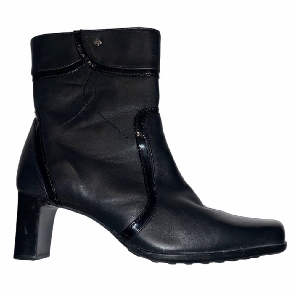 Blondo sz 6M black leather 2” heel zip up ankle boots w patten leather accents